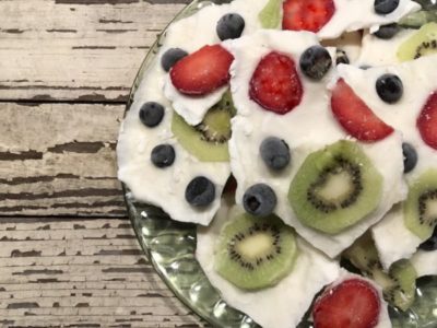 FROZEN YOGURT FRUIT BARK